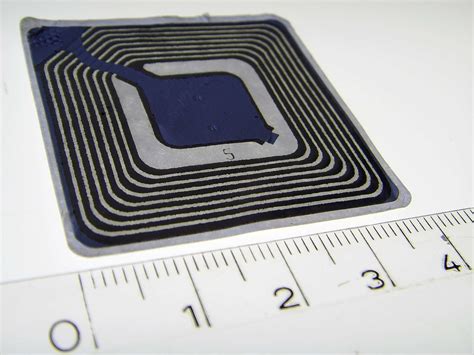 read embedded rfid chips|microchip rfid.